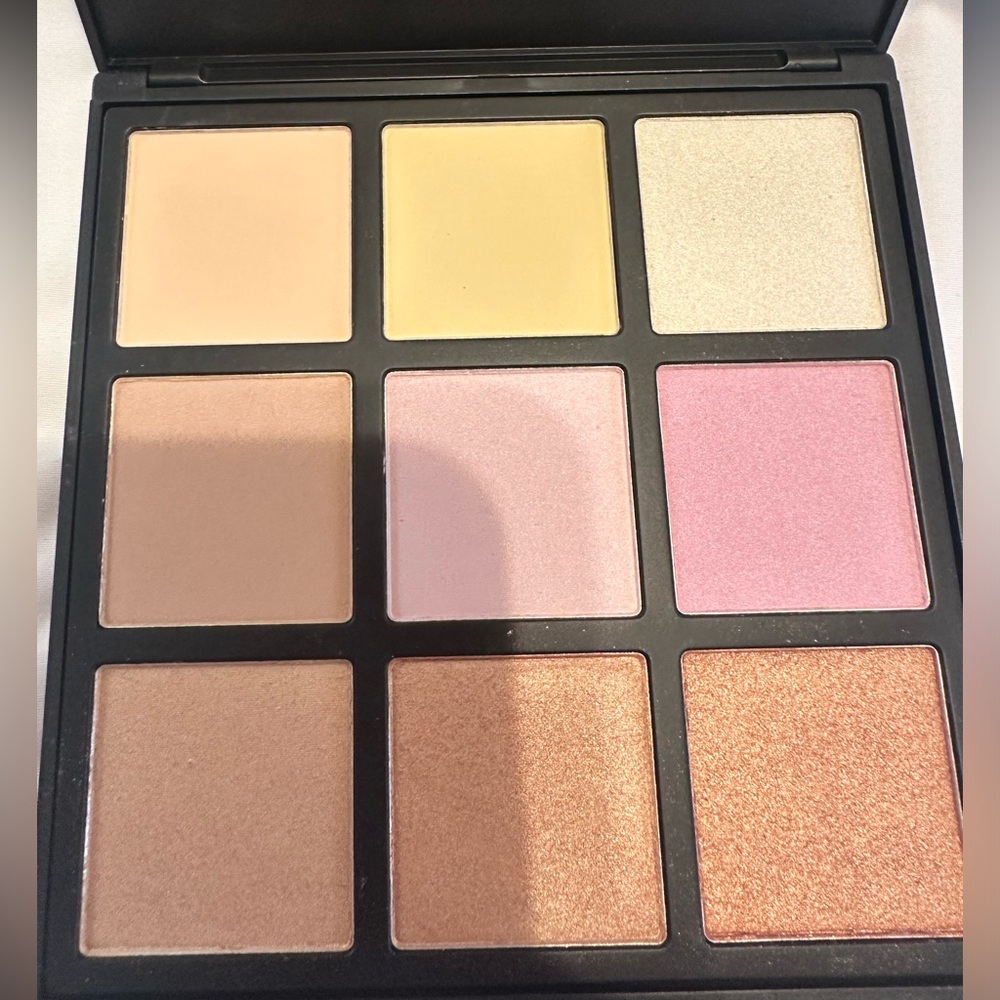 Morphe X Deisy Danger Highlighter Palette